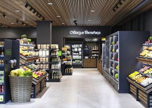 SUPERMARKET
